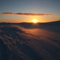Halti - Východ slunce u srubu Kuonjarjohka